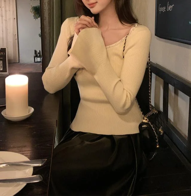 【Dating】Bell-sleeved Sweater