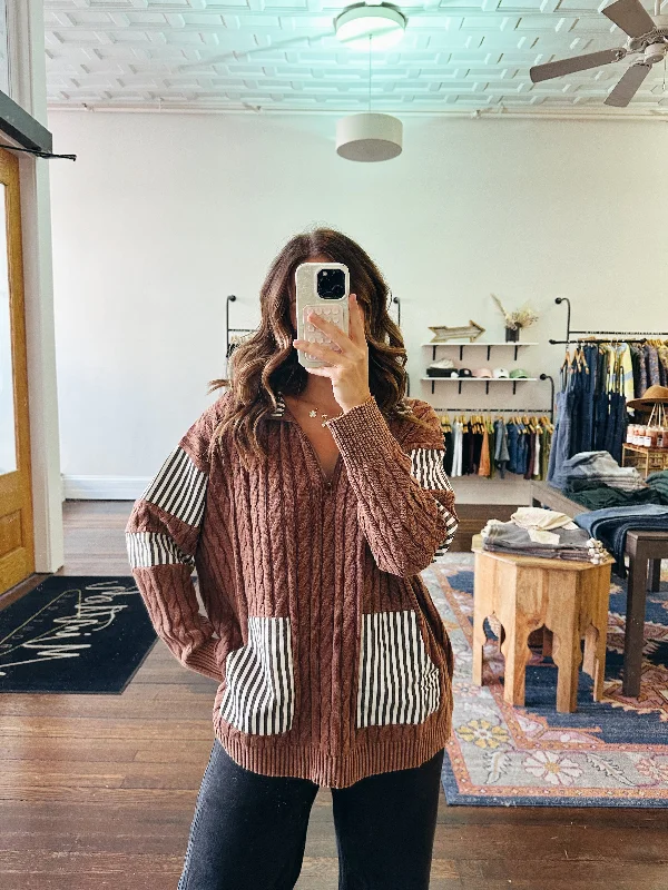 Saylor Pullover in Rust