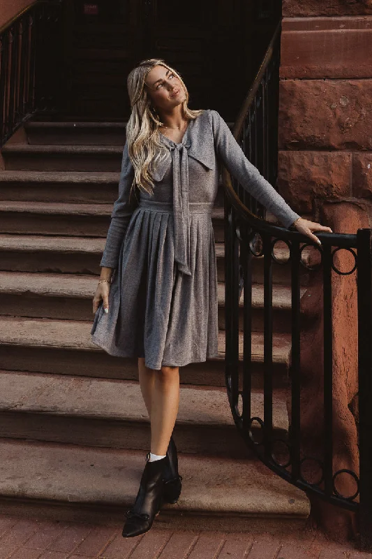 Beau Dress in Gray